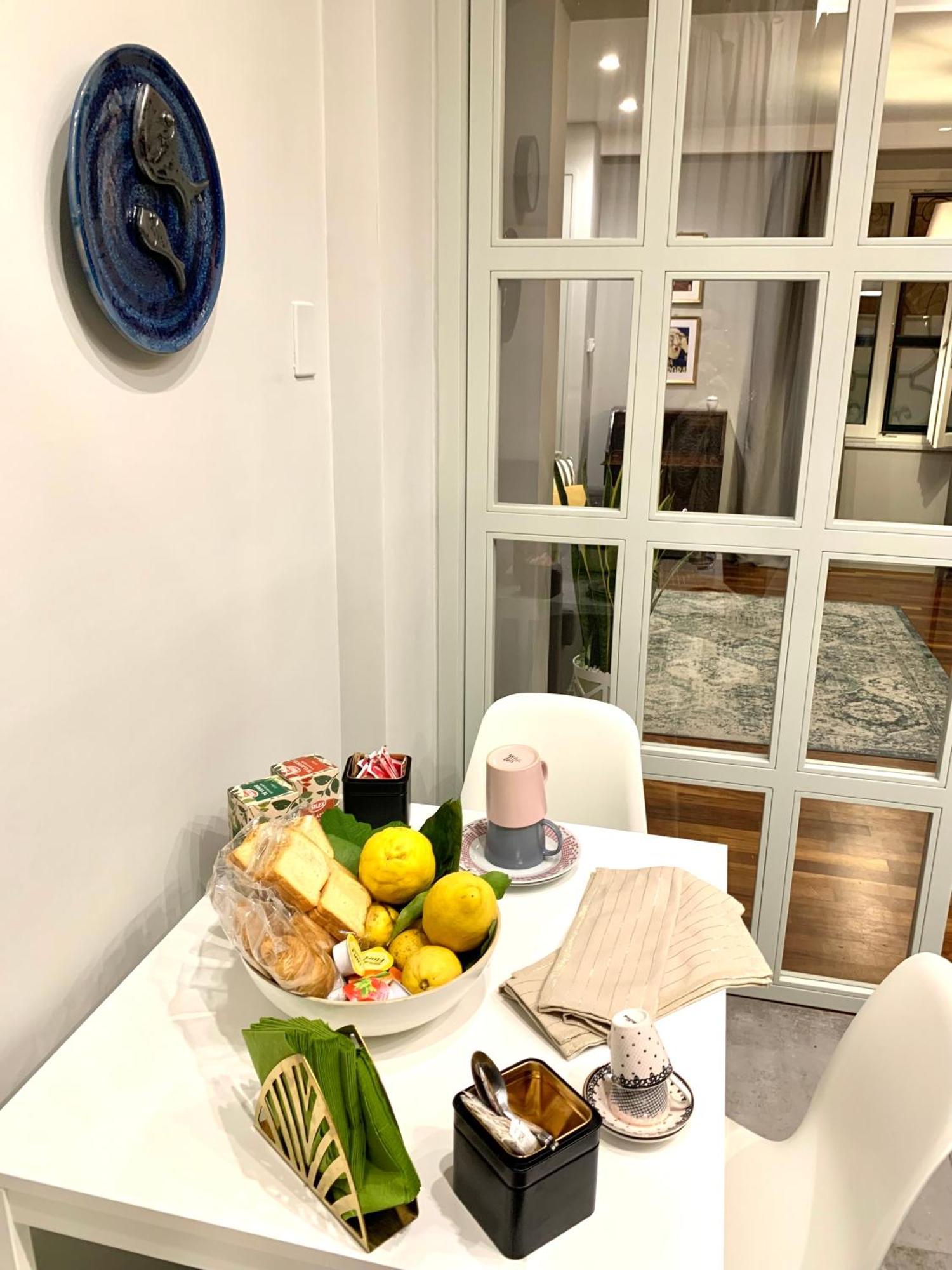 Maison Barbuti Salerno Bagian luar foto